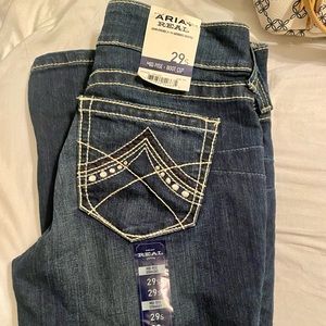 New Ariat Women’s jeans